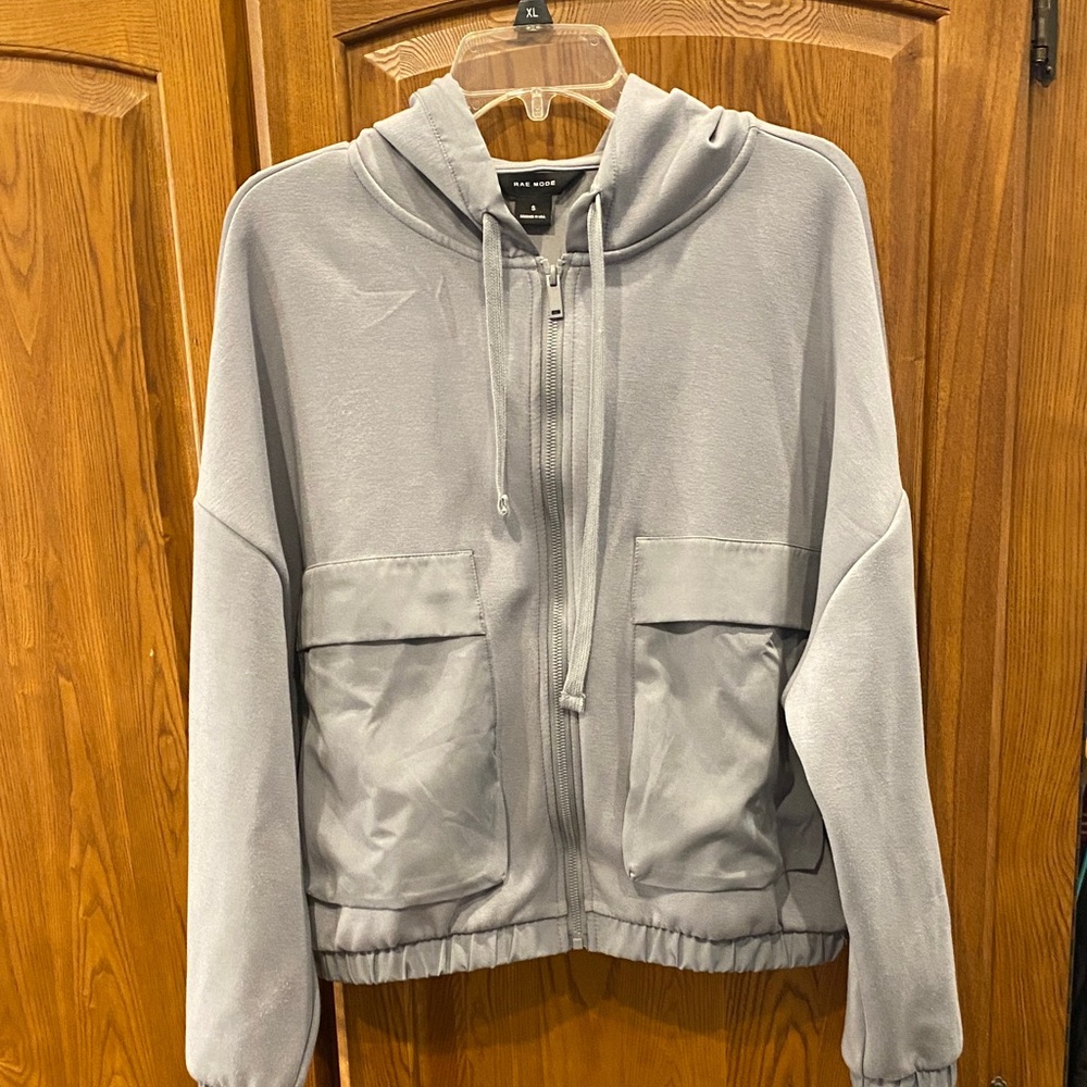 Rae Mode Light Gray Hooded Zip Sweatshirt size small